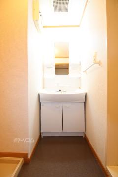 洗面設備　洗髪洗面化粧台