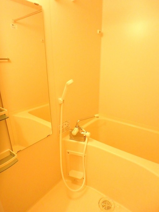 バス・シャワールーム　★ゆったり浸かれる浴槽★