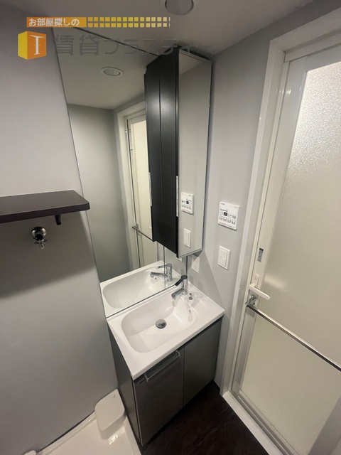 洗面設備　毎日使いますよね…独立洗面台。