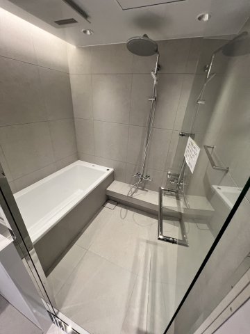 バス・シャワールーム　日々の疲れを癒すお風呂付です