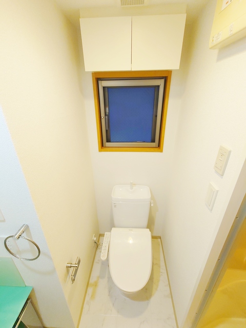 トイレ　シャワートイレ