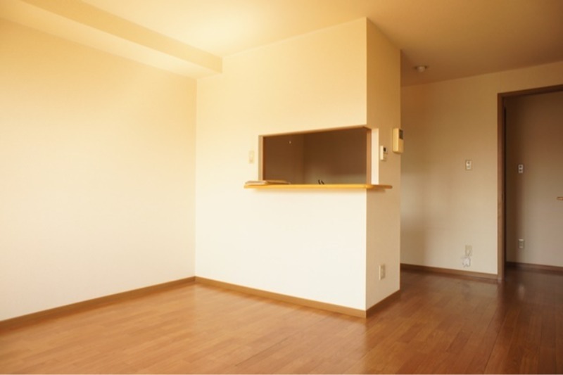 居室・リビング　図面と現状に相違がある場合には現状を優先