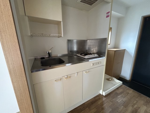 キッチン　同物件別室です。