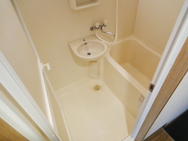 洗面設備　同物件別室です。