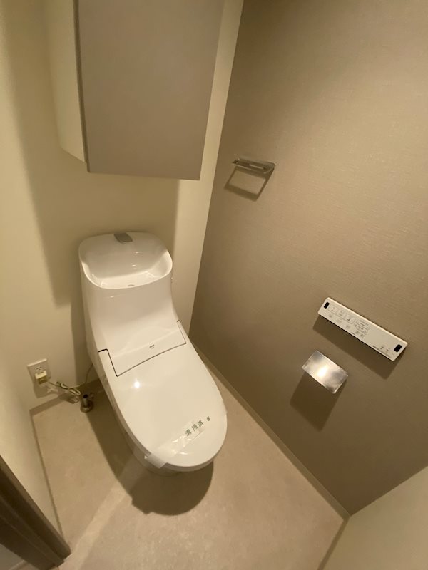 トイレ　参考写真