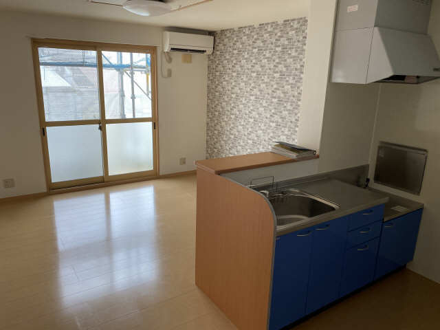 居室・リビング　＊同物件別号室写真