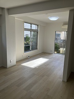 居室・リビング　LINEでのお問い合わせもお待ちしております♪