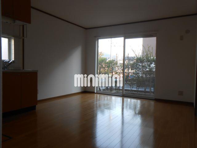 居室・リビング　１０．５帖ある広々としたリビングです。