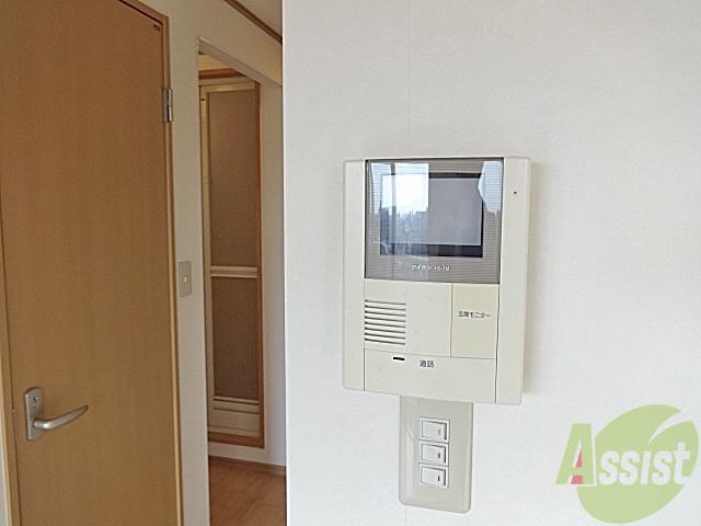 その他設備　オートロックはありませんがＴＶモニターホンはあります。安心～