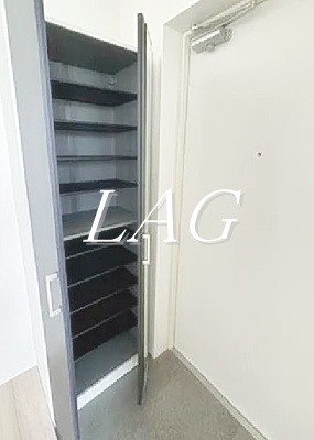 玄関　玄関です。