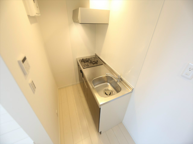 キッチン　システムキッチン（ガス2口）冷蔵庫・レンジ等ご用意できます