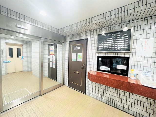 エントランス　オートロックつき！