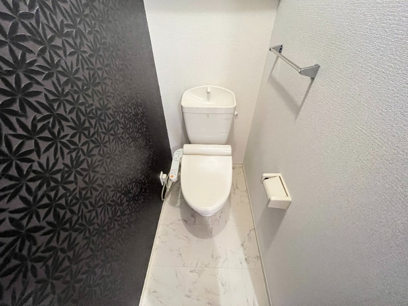 トイレ　別部屋