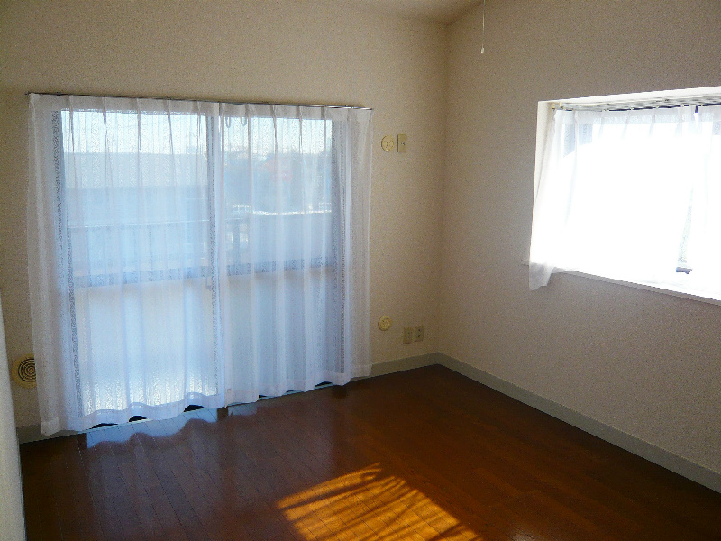 居室・リビング　明るいお部屋です。