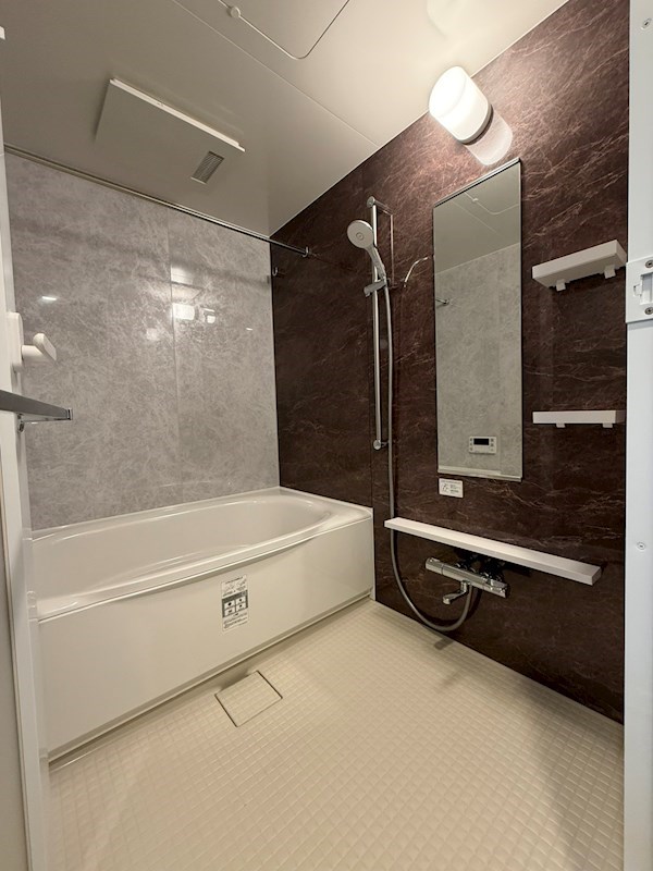 バス・シャワールーム