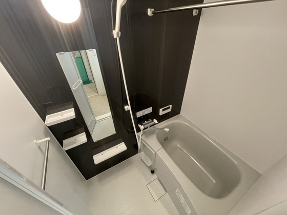 バス・シャワールーム　※別部屋の写真です