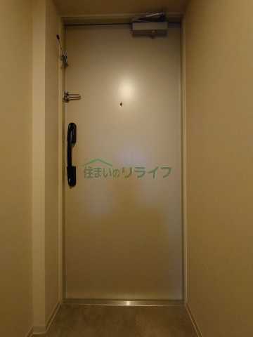 玄関　別部屋同じ間取り