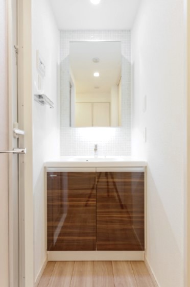 洗面設備　★収納付き、独立洗面台★