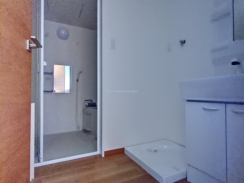 洗面設備　※写真は103号