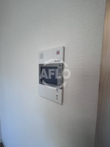 セキュリティ　プレサンス西中島南方セレスト　モニター付きインターホン