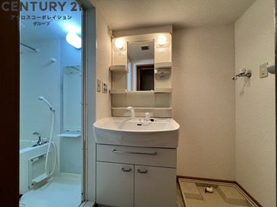 洗面設備　独立洗面化粧台付き☆