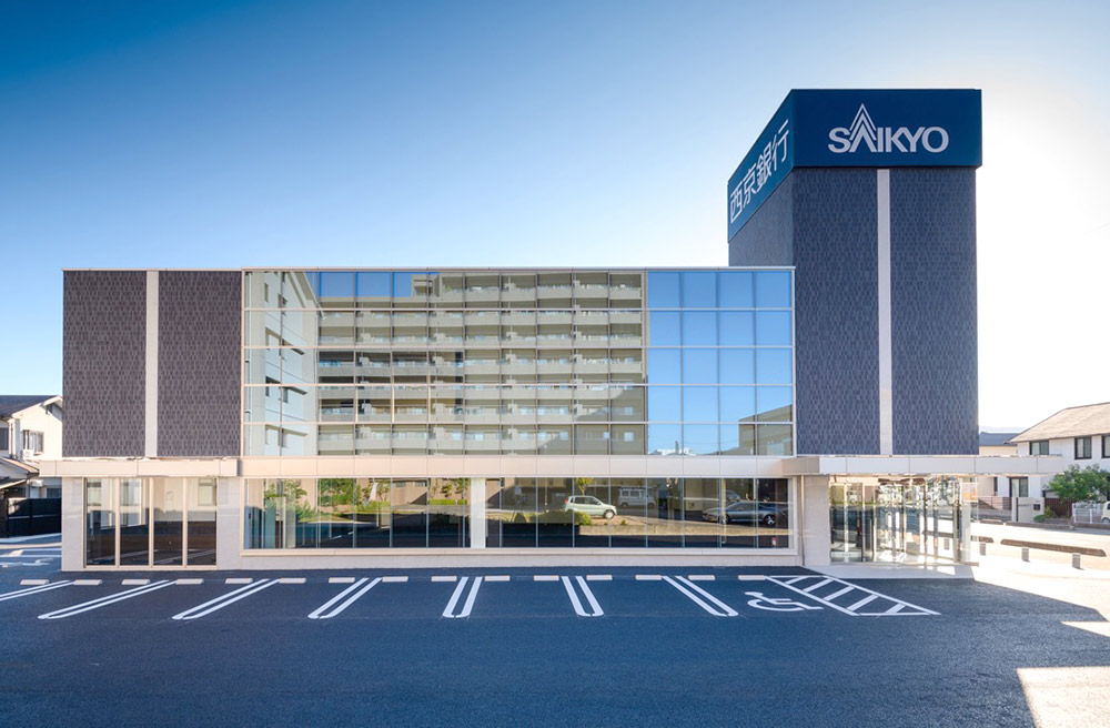 銀行　西京銀行湯田支店（銀行）まで2033m