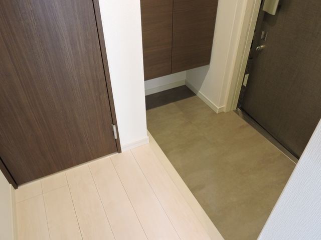 玄関　玄関　３０７