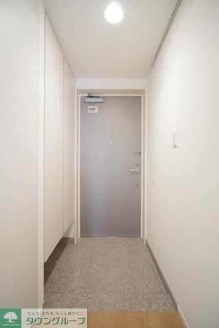 玄関　※写真は同タイプ住戸です。