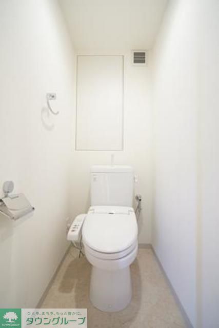 トイレ　※写真は同タイプ住戸です。