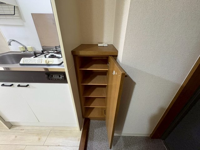 玄関　コンフォール加茂