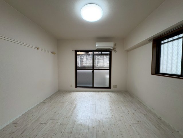 居室・リビング　コンフォール加茂