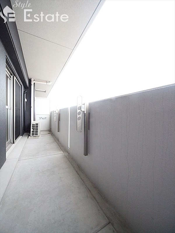 バルコニー　バルコニー