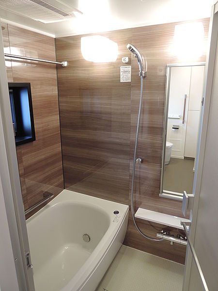 バス・シャワールーム