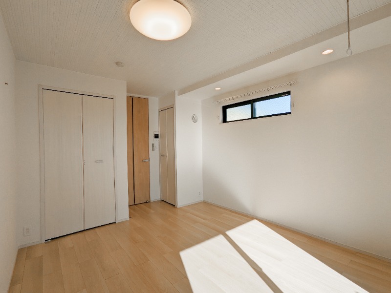 居室・リビング　図面と現状に相違がある場合には現状を優先