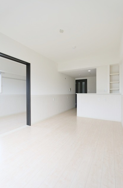 居室・リビング　広々リビングでゆったりくつろげます