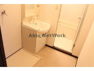 洗面設備　洗面同型タイプ