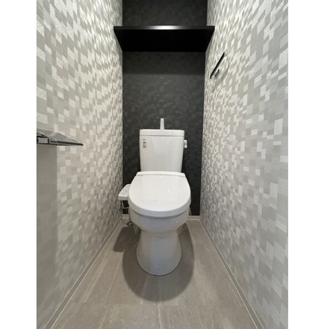 トイレ　※同物件他部屋写真 反転、色違いの場合有 現況優先