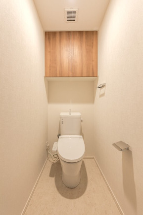 トイレ　＊同間取り別部屋参照