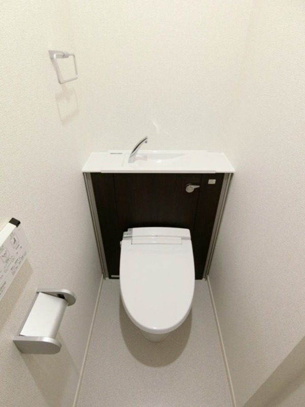 トイレ　図面と現状に相違がある場合には現状を優先