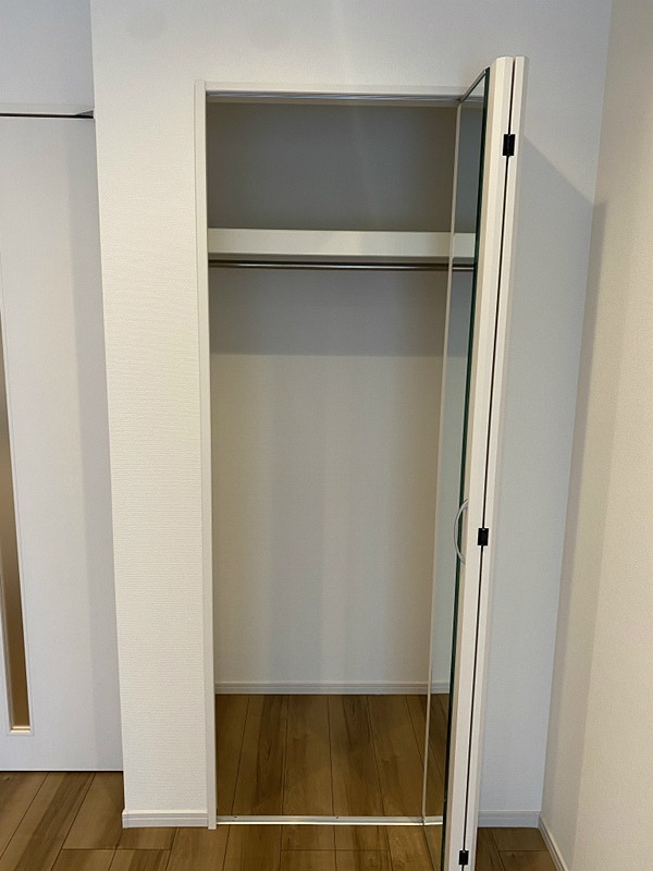 収納　奥行きのあるクローゼット完備です。