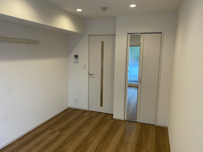 居室・リビング　エアコン完備で年中快適にお過ごしいただけます。