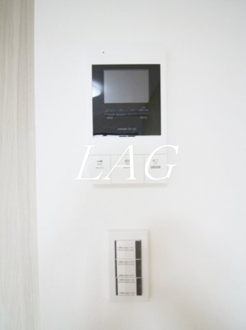 セキュリティ　モニター付きインターホンです。