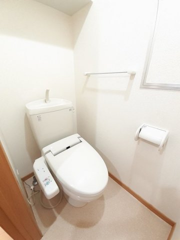 トイレ　トイレもきれいです