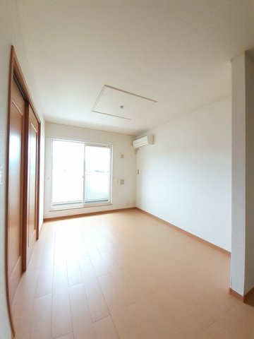 居室・リビング　ゆったり過ごせるリビングです