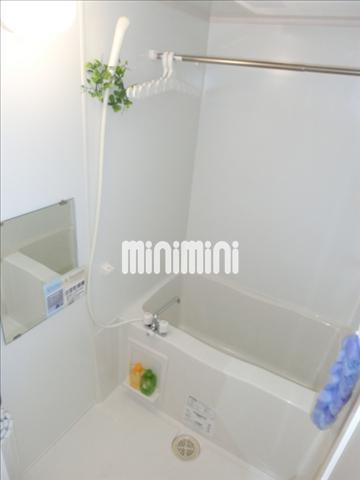 バス・シャワールーム　設備の充実した浴室