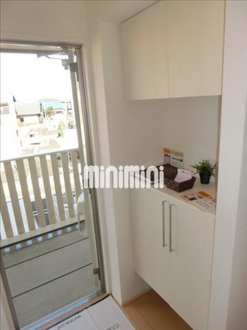 玄関　下駄箱付き玄関