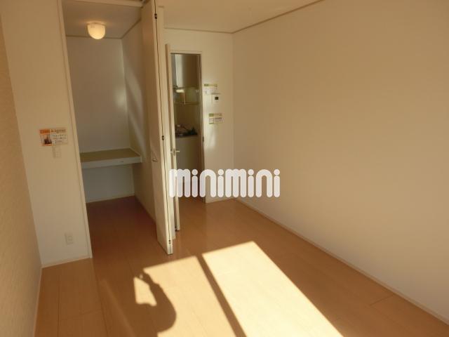 居室・リビング　６帖洋室