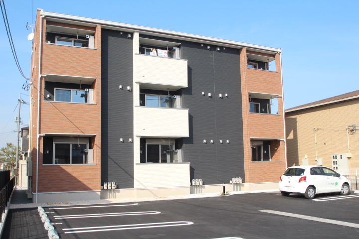 建物外観　Nスタイルホームにお任せ下さい♪