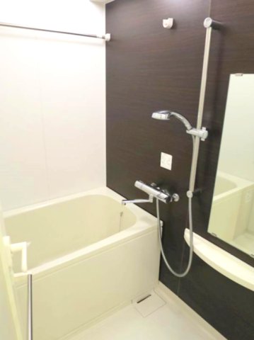 バス・シャワールーム　風呂