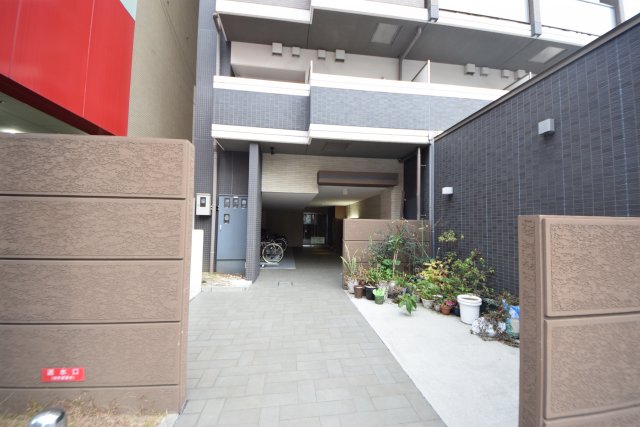 エントランス　ソレイユ真田山　エントランス